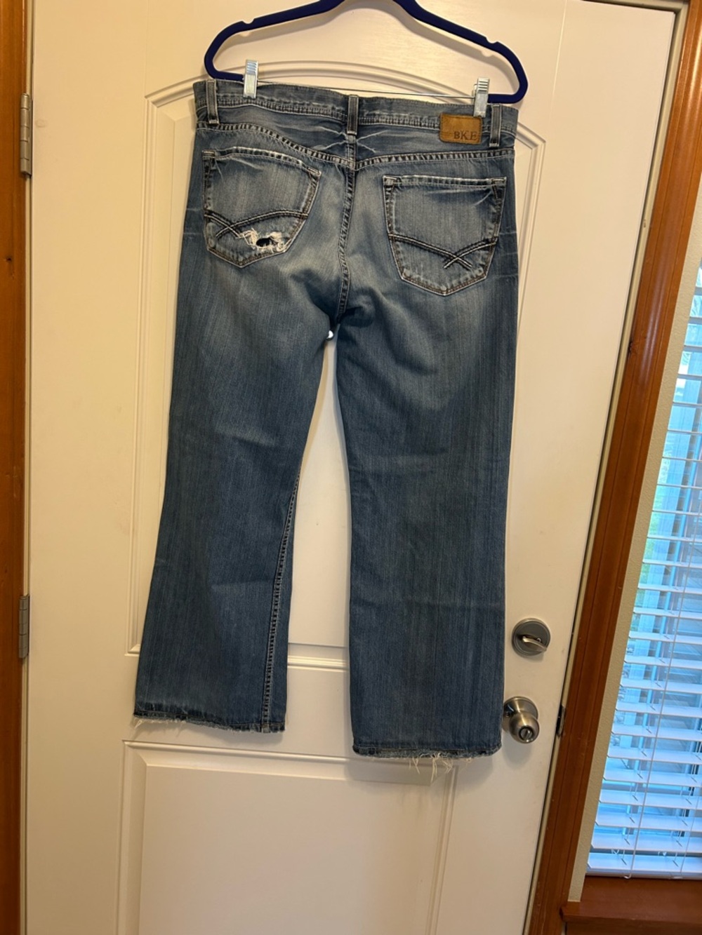 BKE Men's Medium Blue Bootcut Jeans - Picture 2 of 3